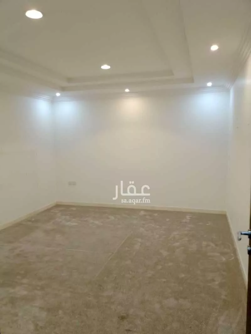 3 bedroom apartment in Al Yasmin 8