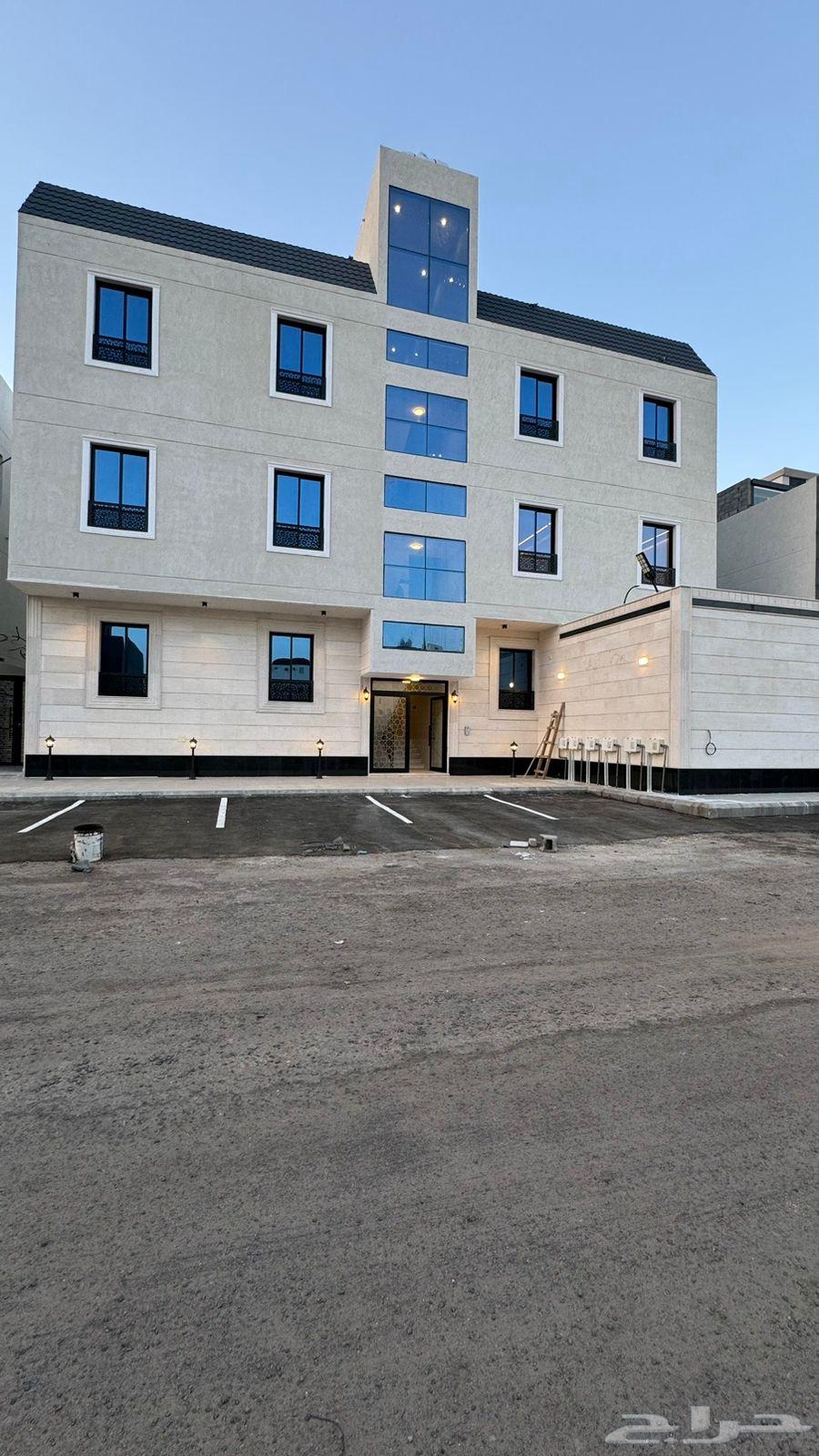 5 bedroom apartment in King Fahd, Madinah 10