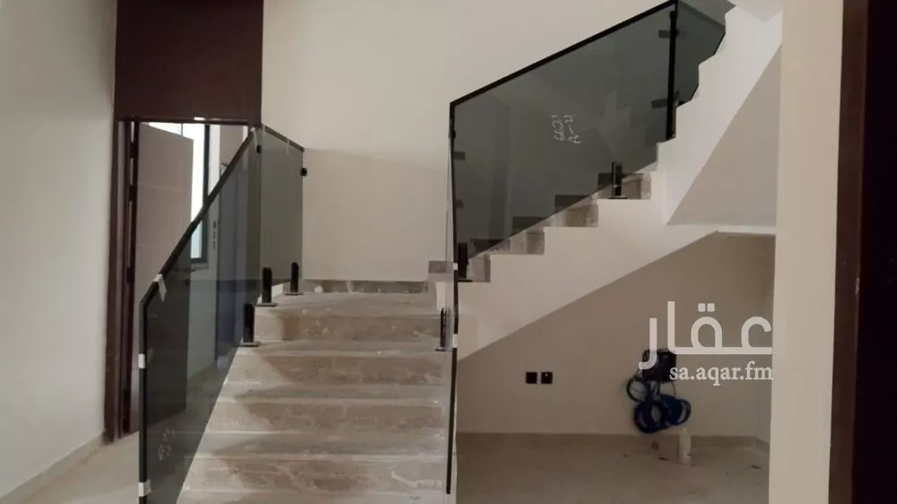 3 bedroom villa in Dhahrat Laban 12