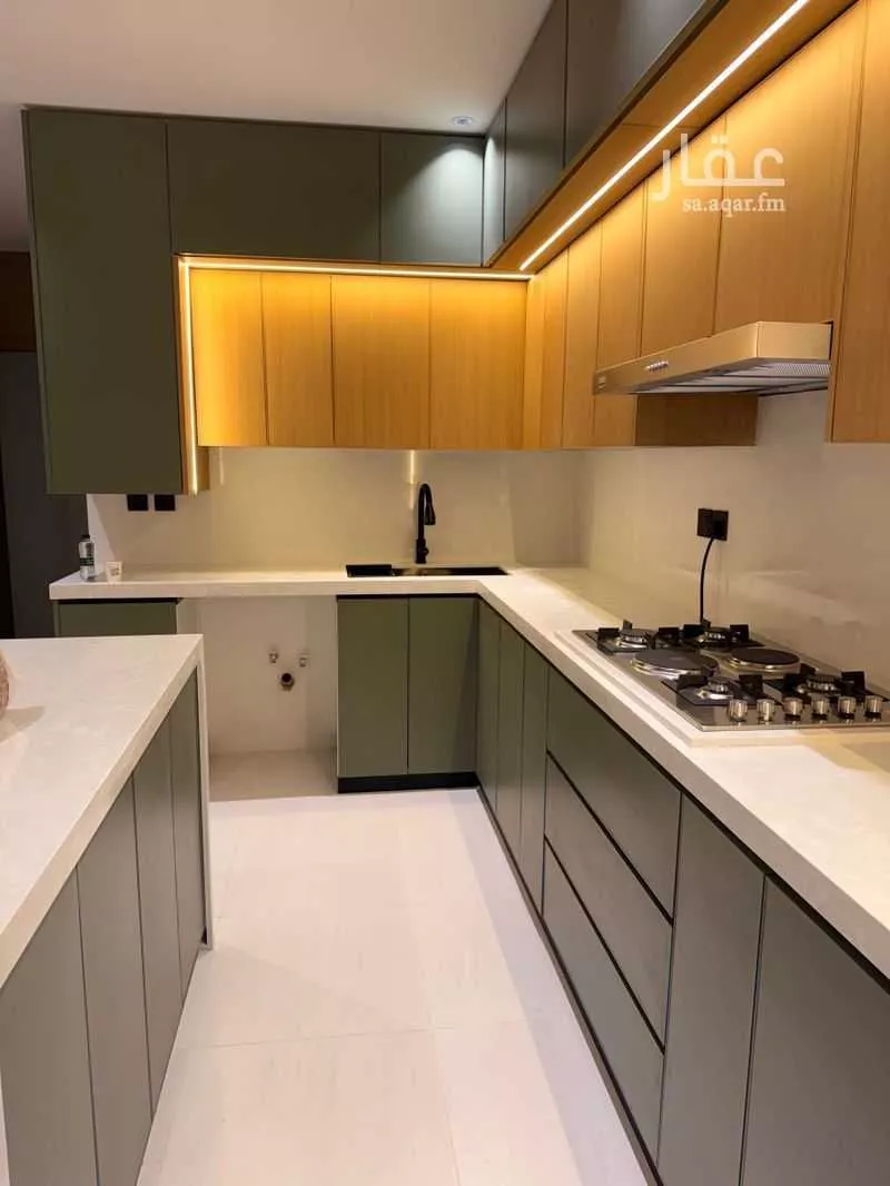 4 bedroom apartment in Ishbiliyah 8