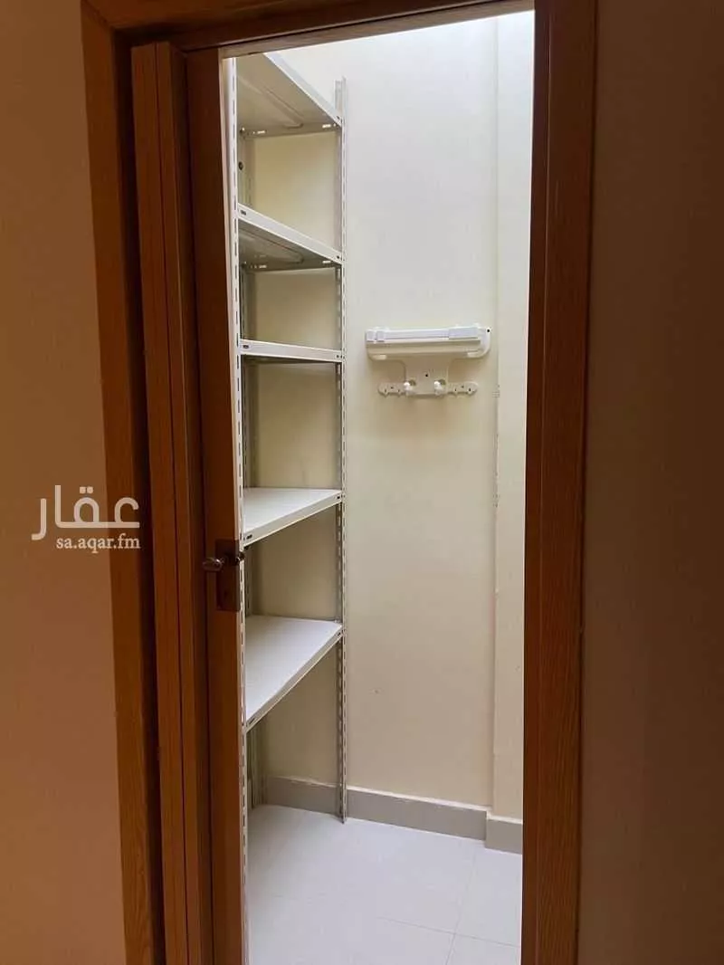 4 bedroom apartment in Al Malqa 5