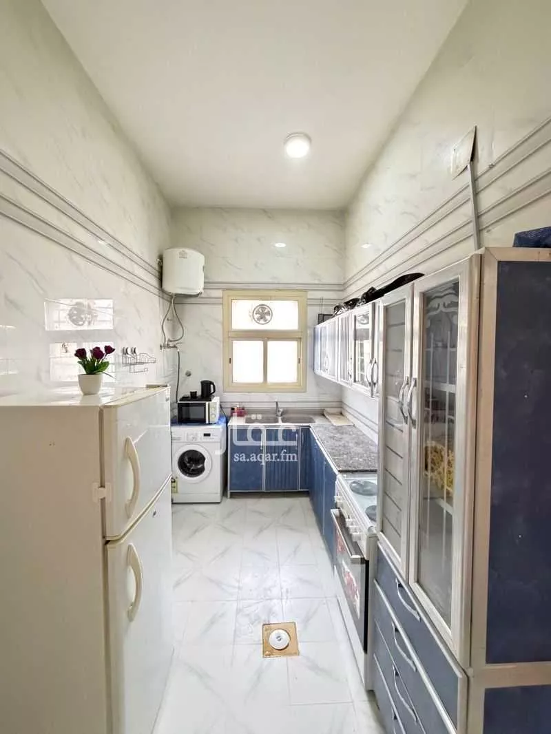 3 bedroom apartment in Al Yarmouk 2
