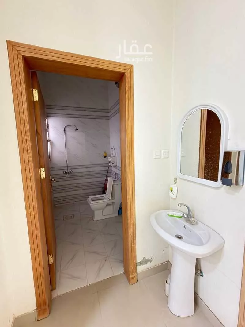 3 bedroom apartment in Al Yarmouk 4