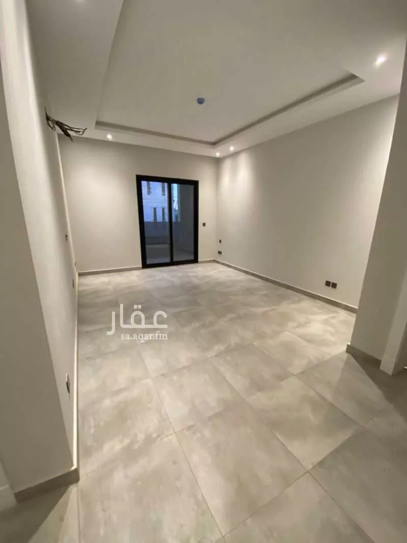 3 bedroom apartment in Al Malqa 14