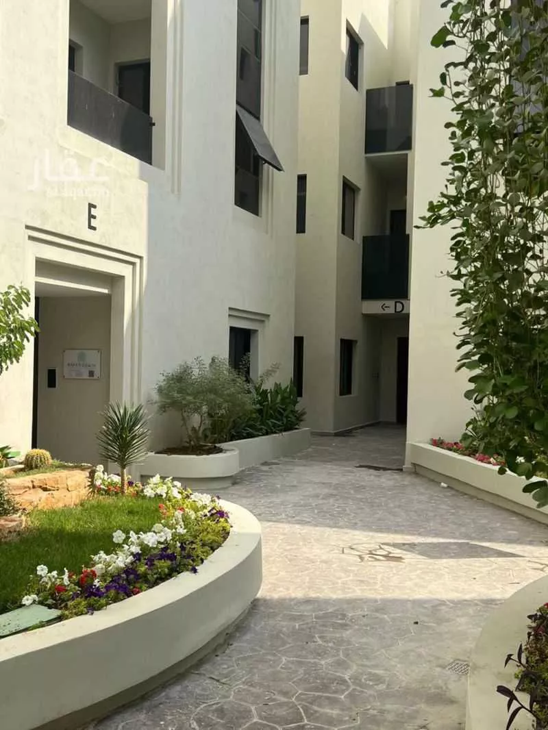3 bedroom apartment in Al Malqa 5