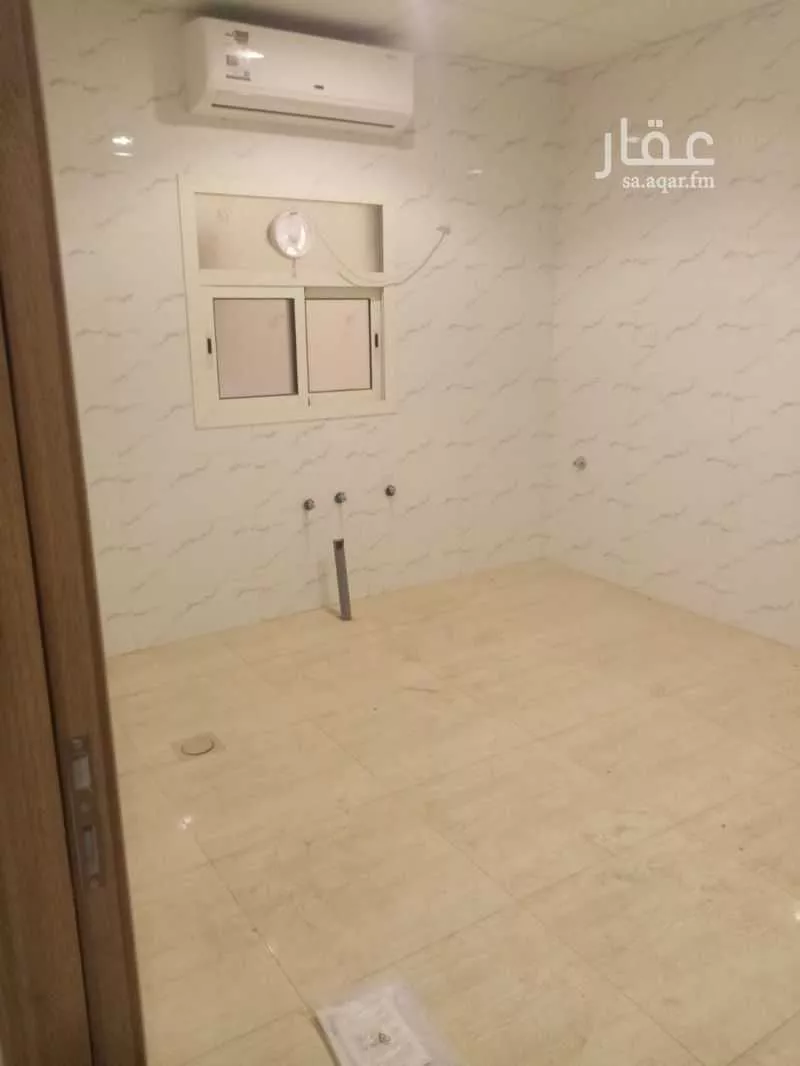2 bedroom floor in Al Aridh 15