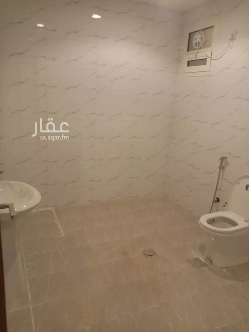 2 bedroom floor in Al Aridh 4