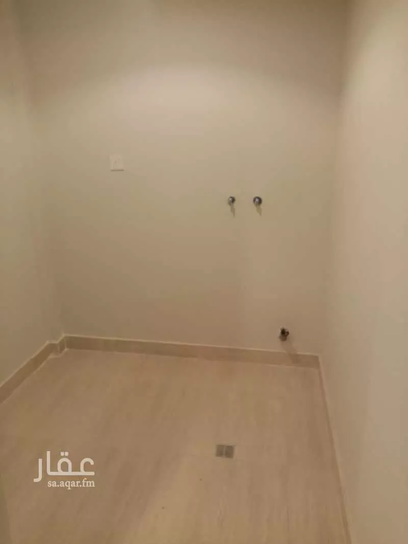 2 bedroom floor in Al Aridh 9