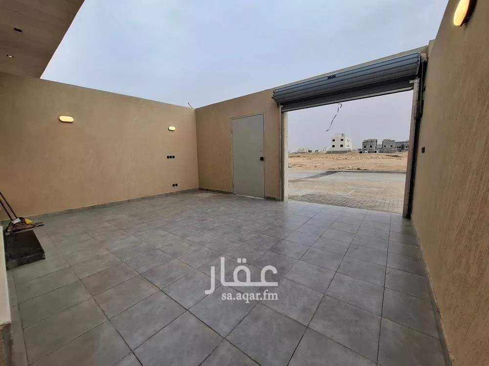 5 bedroom floor in Dahiat Namar 13