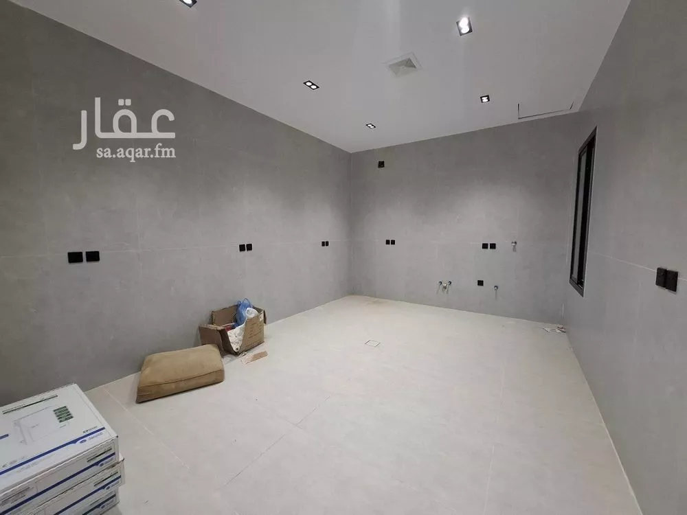5 bedroom floor in Dahiat Namar 14