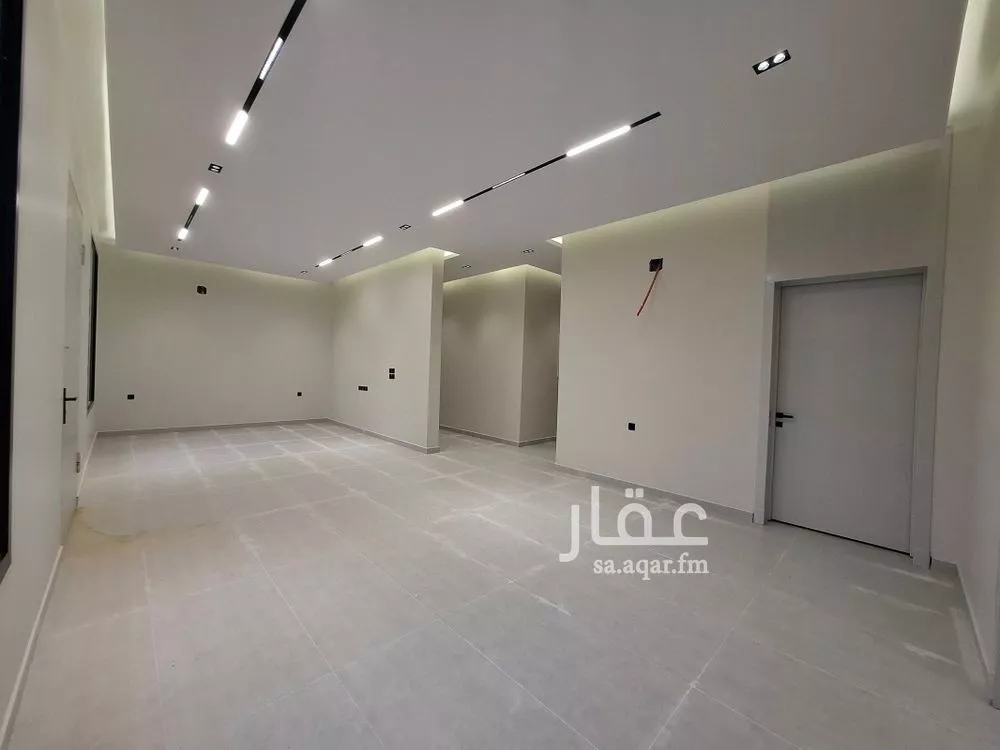 5 bedroom floor in Dahiat Namar 4