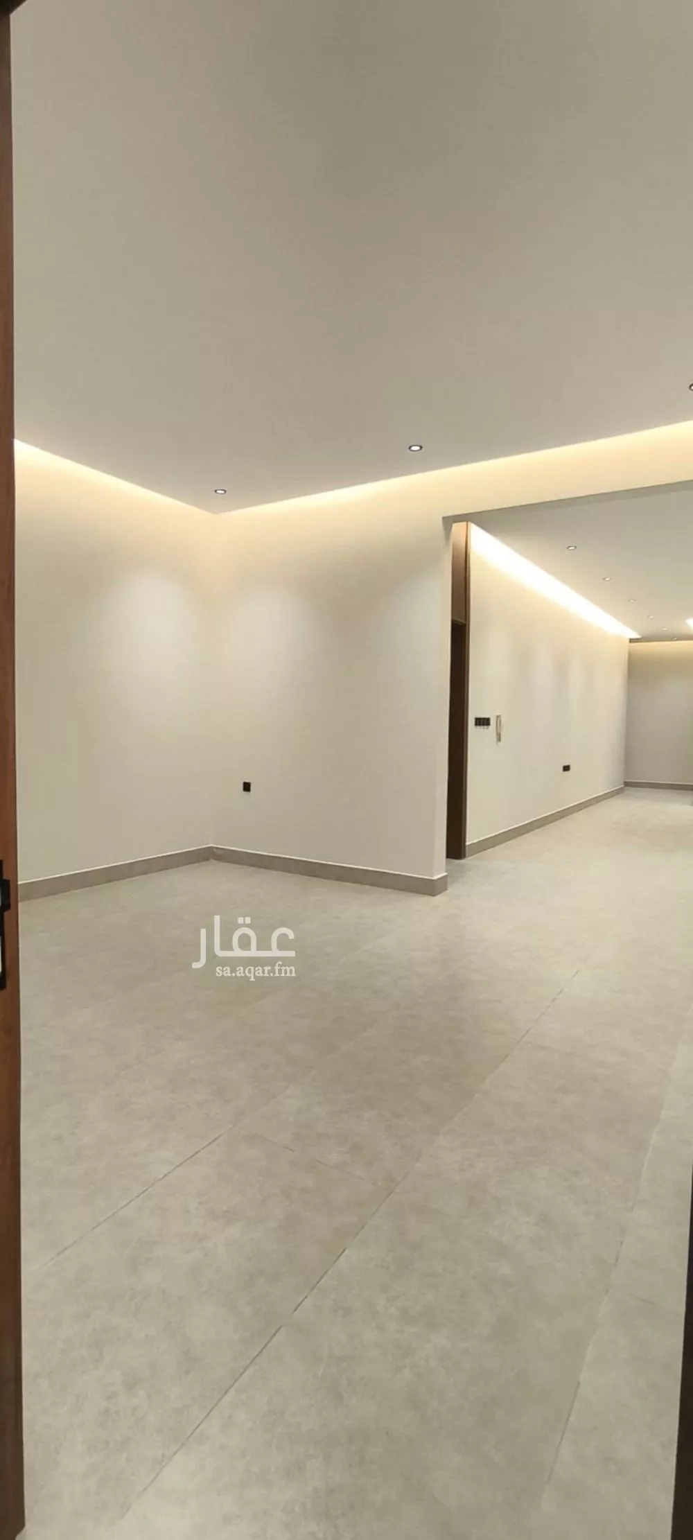 3 bedroom floor in Al Janadriyah 19