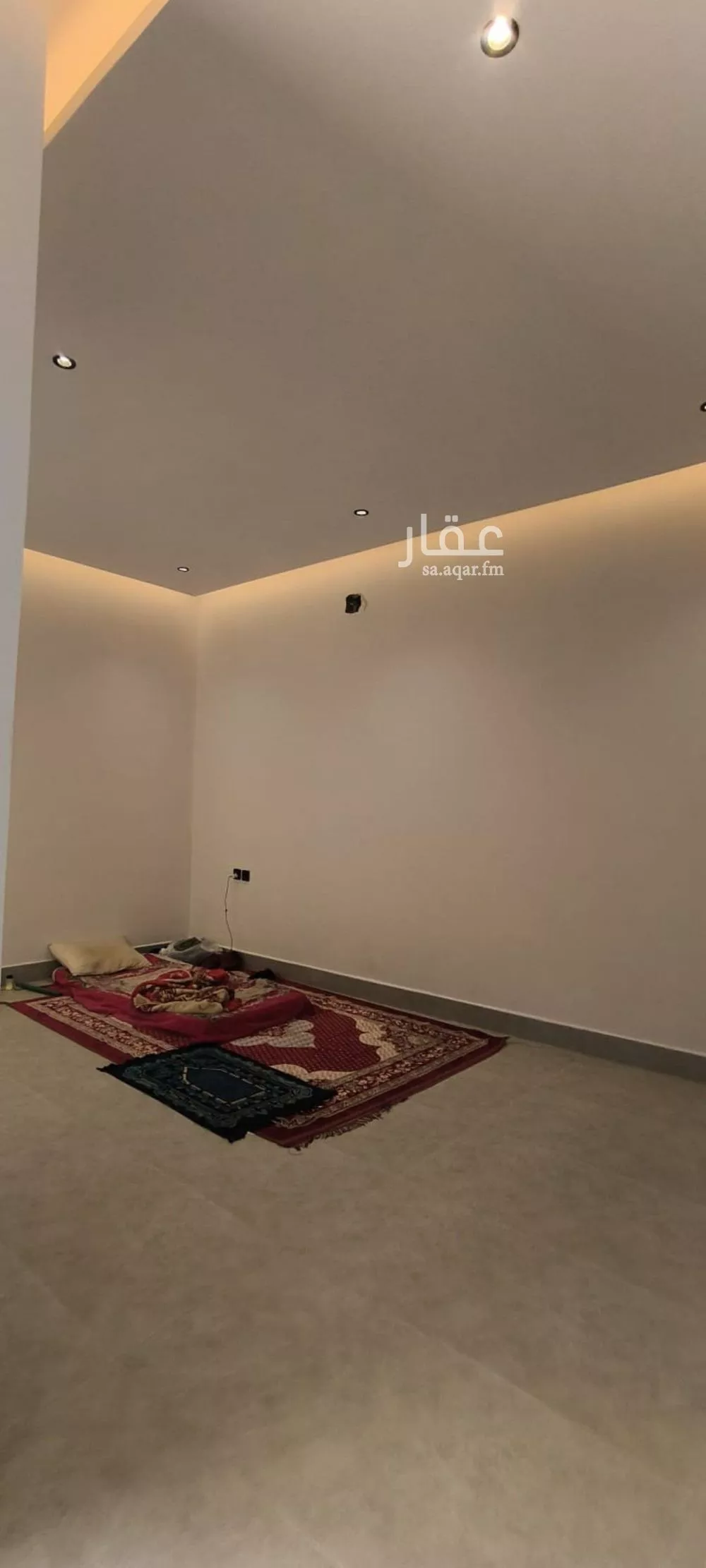 3 bedroom floor in Al Janadriyah 5