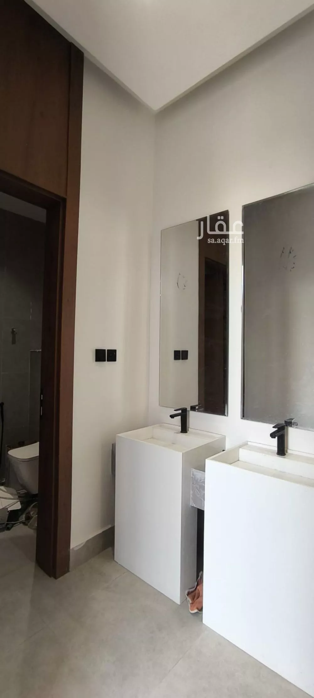3 bedroom floor in Al Janadriyah 7