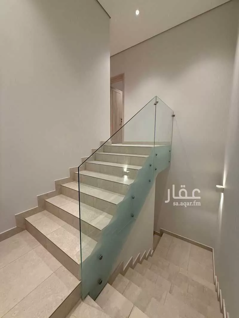 6 bedroom apartment in Al Narjis 13