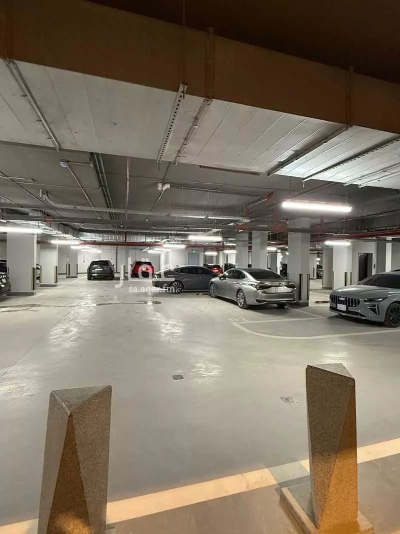 6 bedroom apartment in Al Narjis 19
