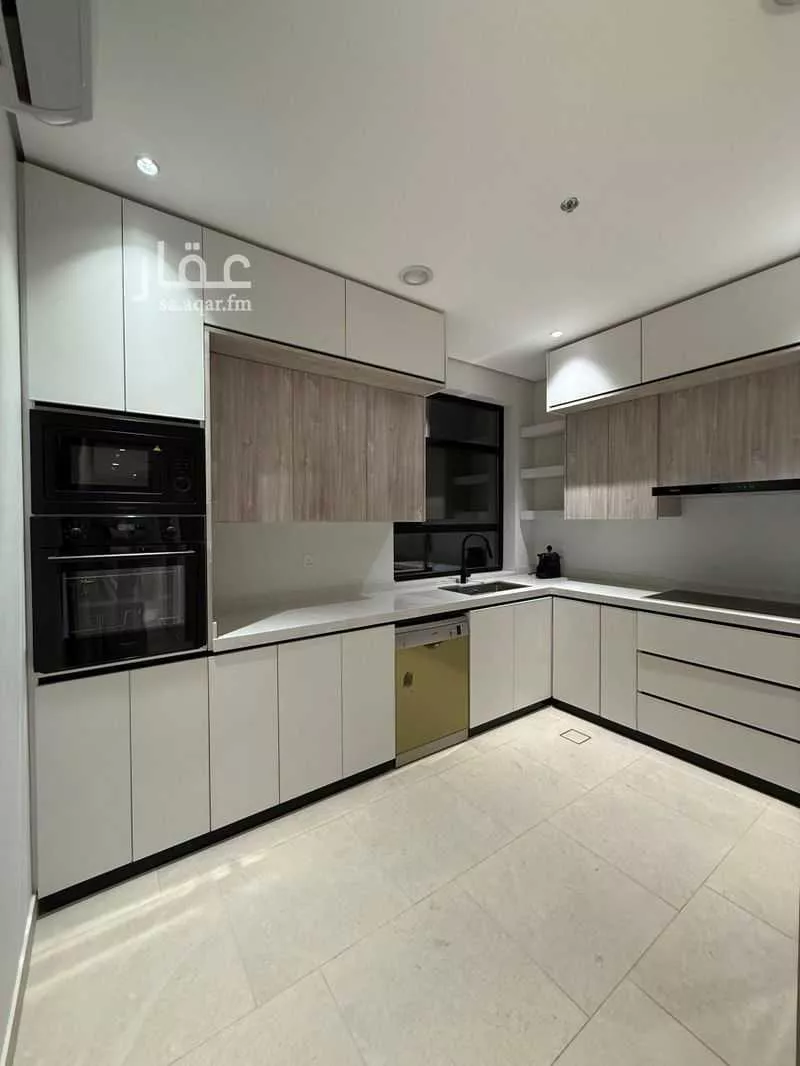 6 bedroom apartment in Al Narjis 9