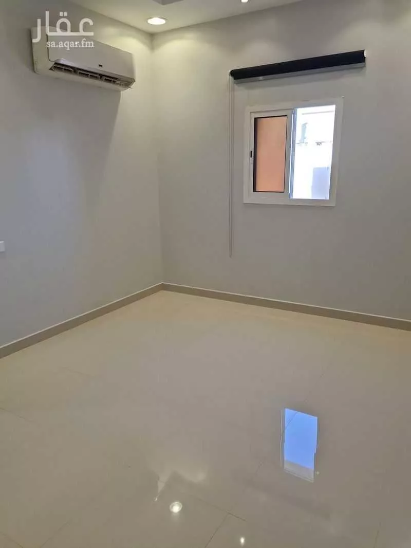 دور 4 غرف في عرقة 13