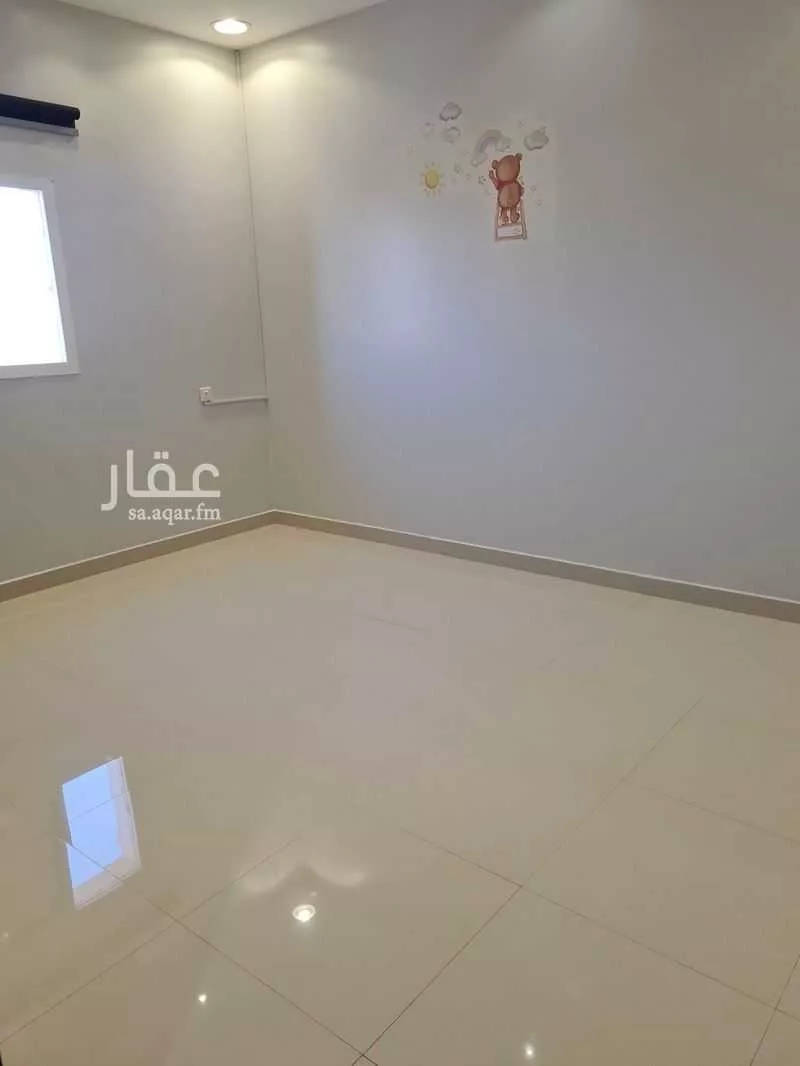 دور 4 غرف في عرقة 9