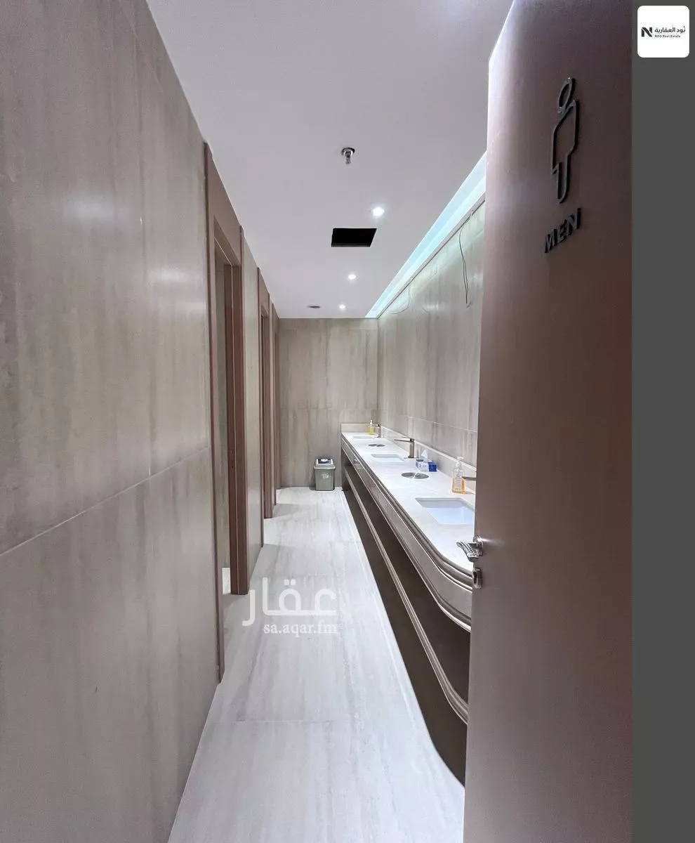 40 bedroom office in Al Sahafah, Riyadh 8