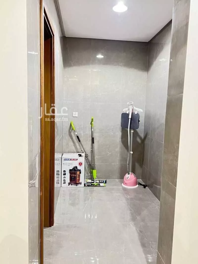 3 bedroom apartment in Al Malqa 9