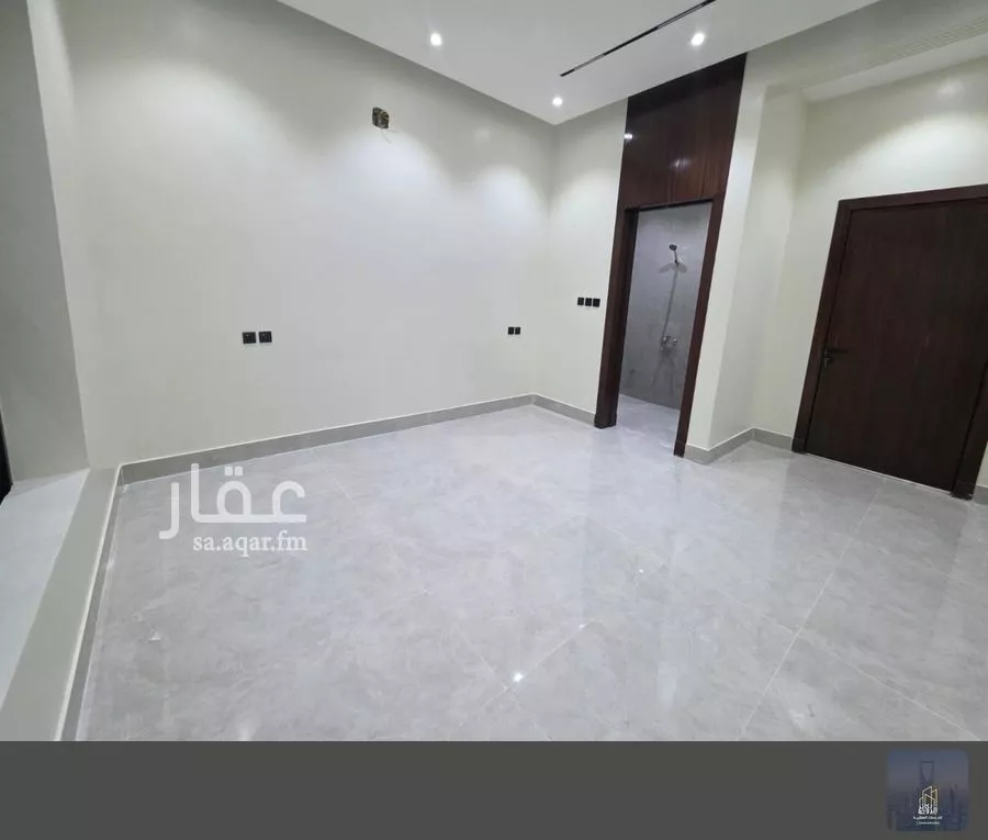 7 bedroom villa in Al Janadriyah 5