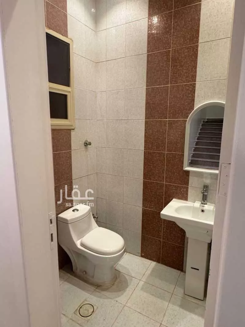 شقة 4 غرف في العارض 9
