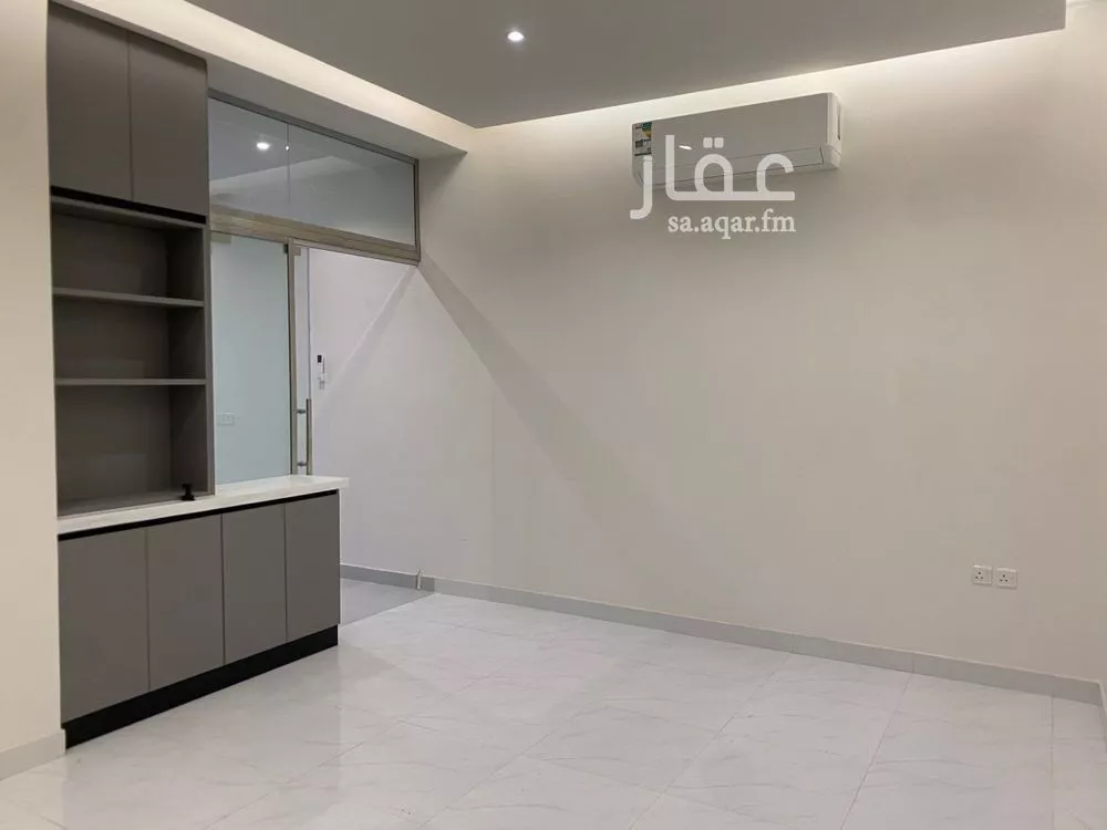4 bedroom floor in Al Narjis 6
