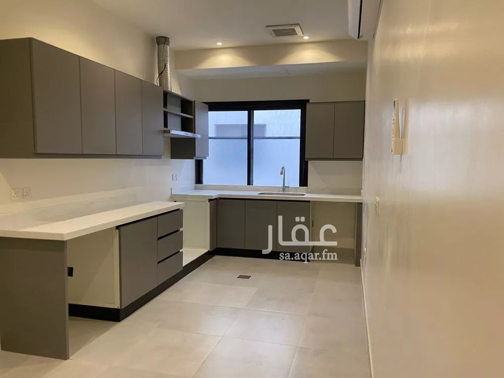 4 bedroom floor in Al Narjis 7