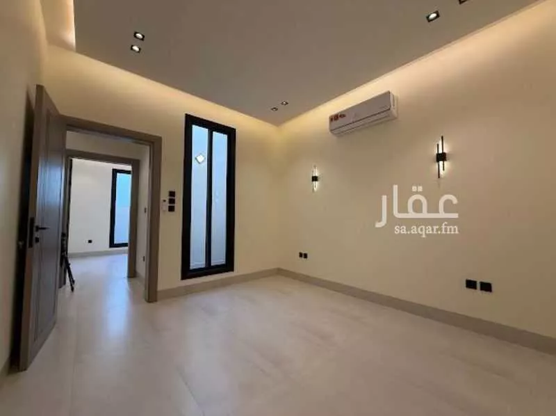 3 bedroom floor in Al Aridh 15