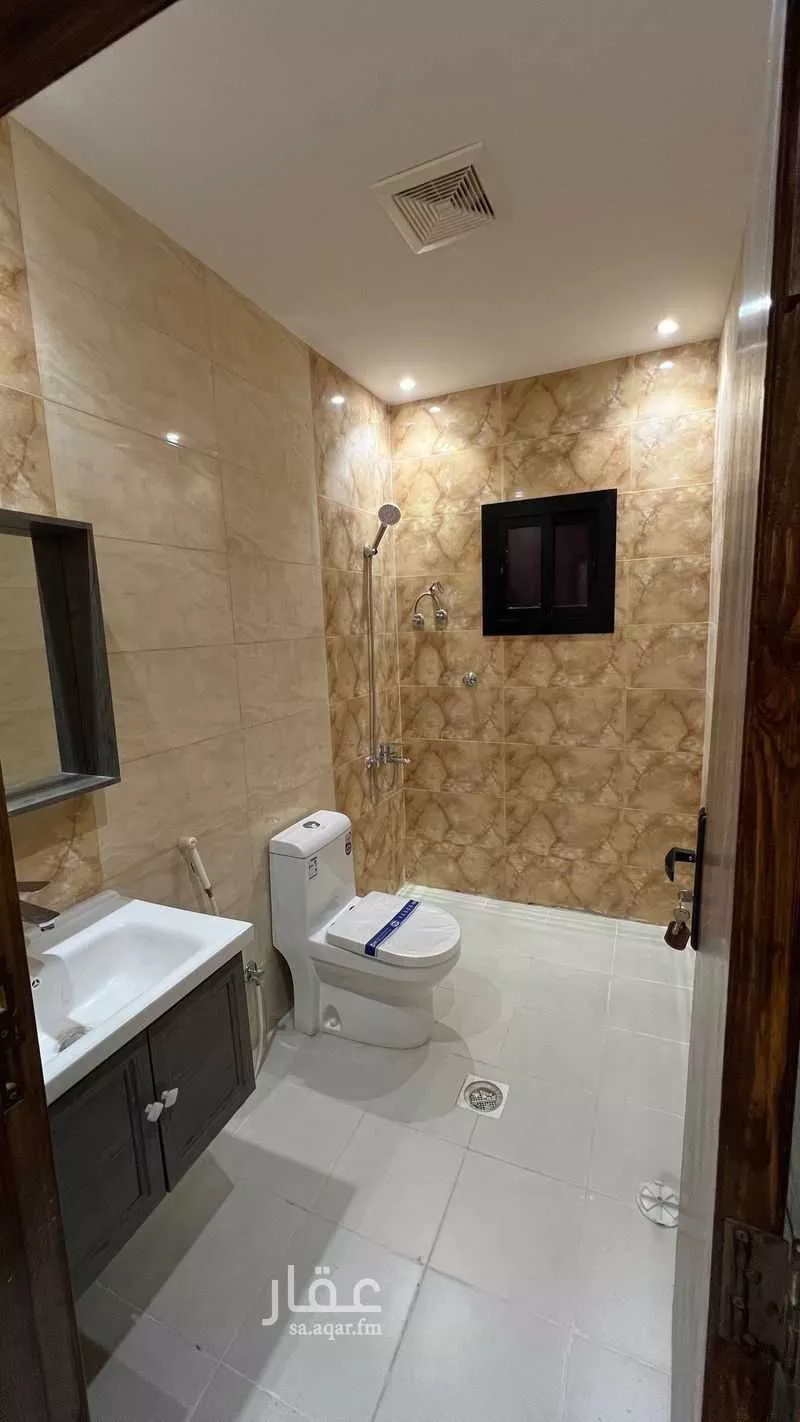 4 bedroom apartment in Abruq Ar Rughamah, Jeddah 6