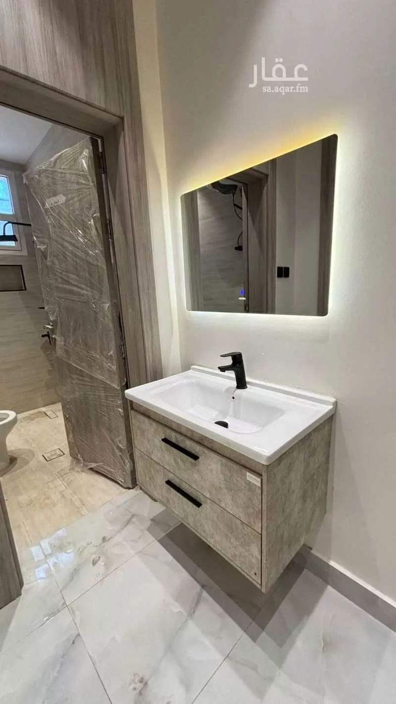 4 bedroom apartment in Al Khaleej 2