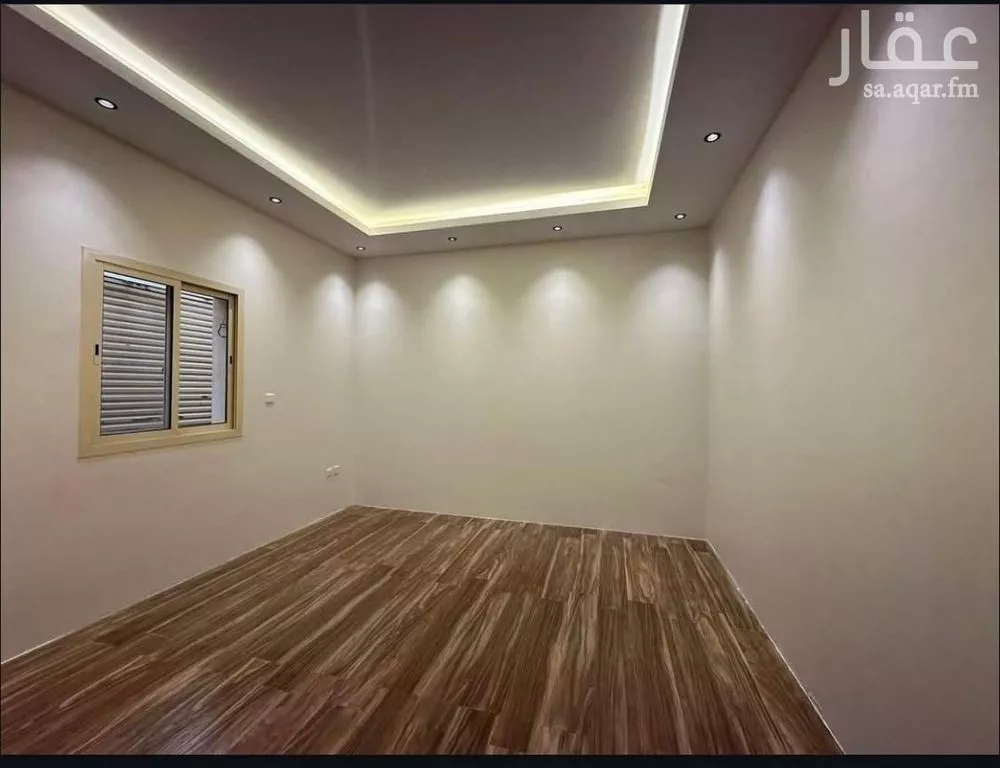 فيلا 8 غرف في العارض 16
