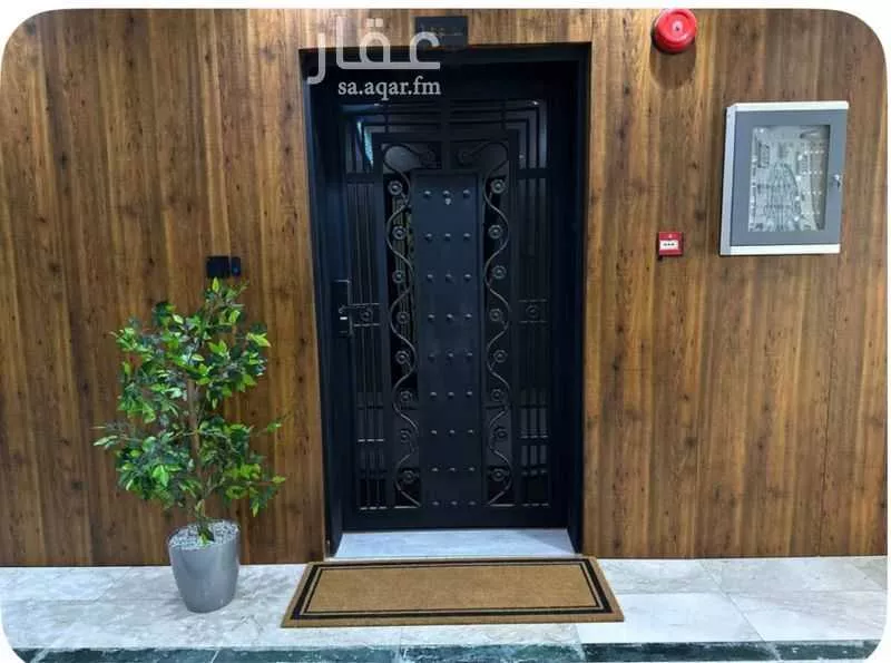 2 bedroom apartment in Hittin 3