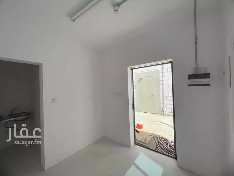 1 bedroom warehouse in Al Wadi, Jeddah 9