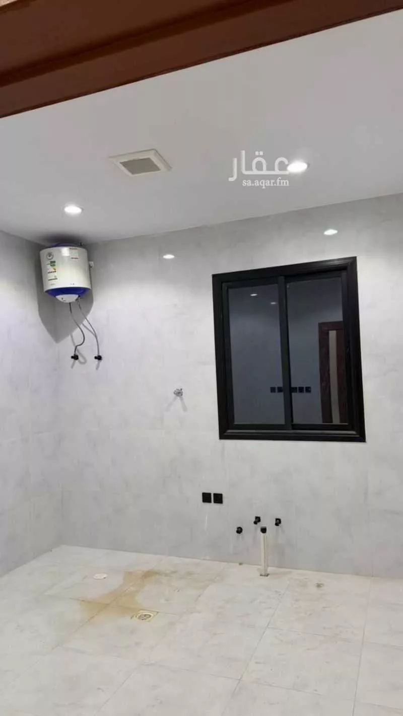 3 bedroom apartment in Al Rimal 8