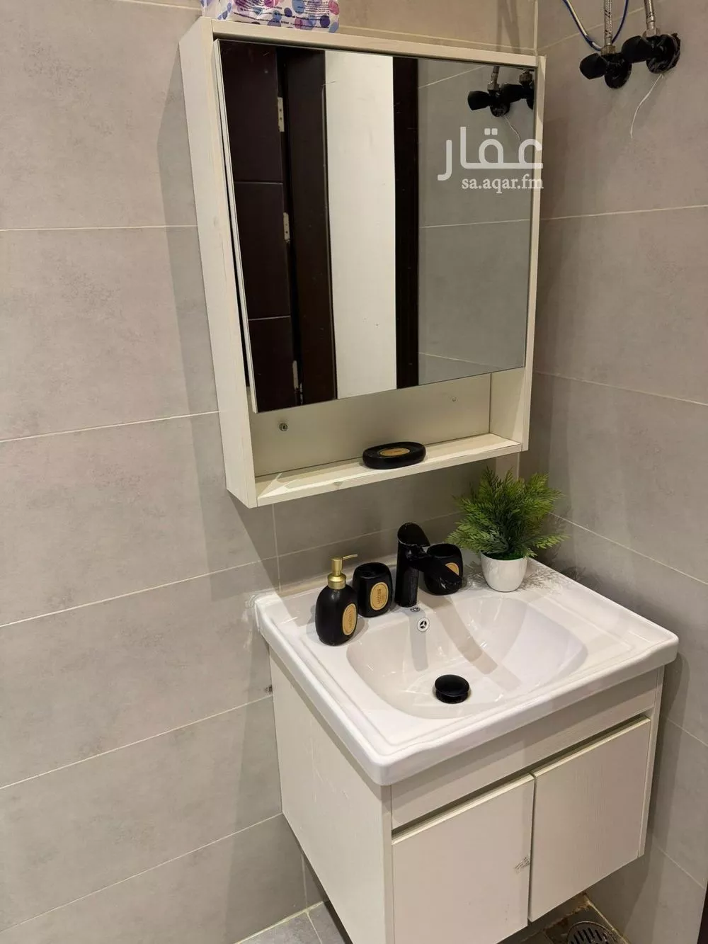1 bedroom apartment in Al Aqiq 13
