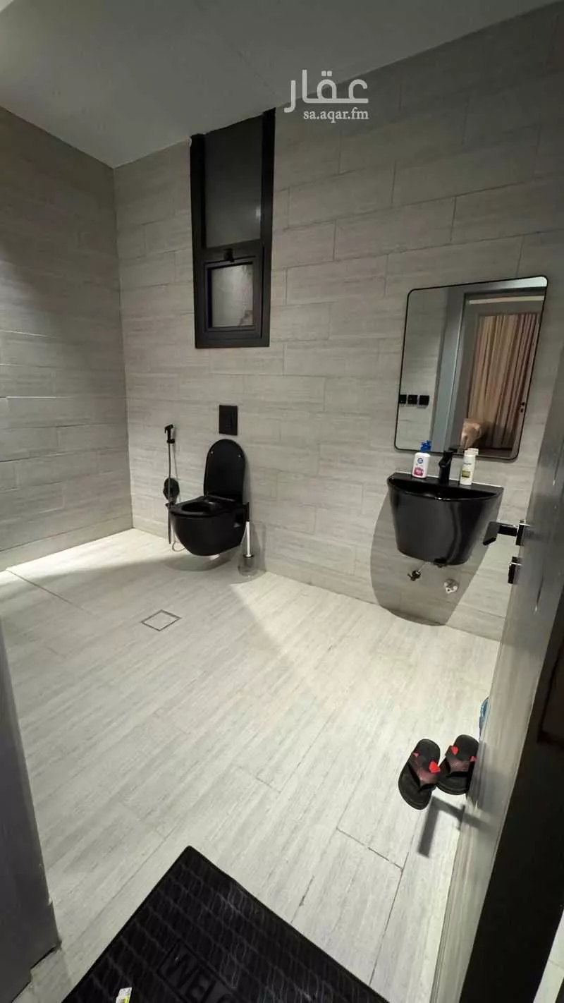 3 bedroom apartment in Al Yarmouk 8