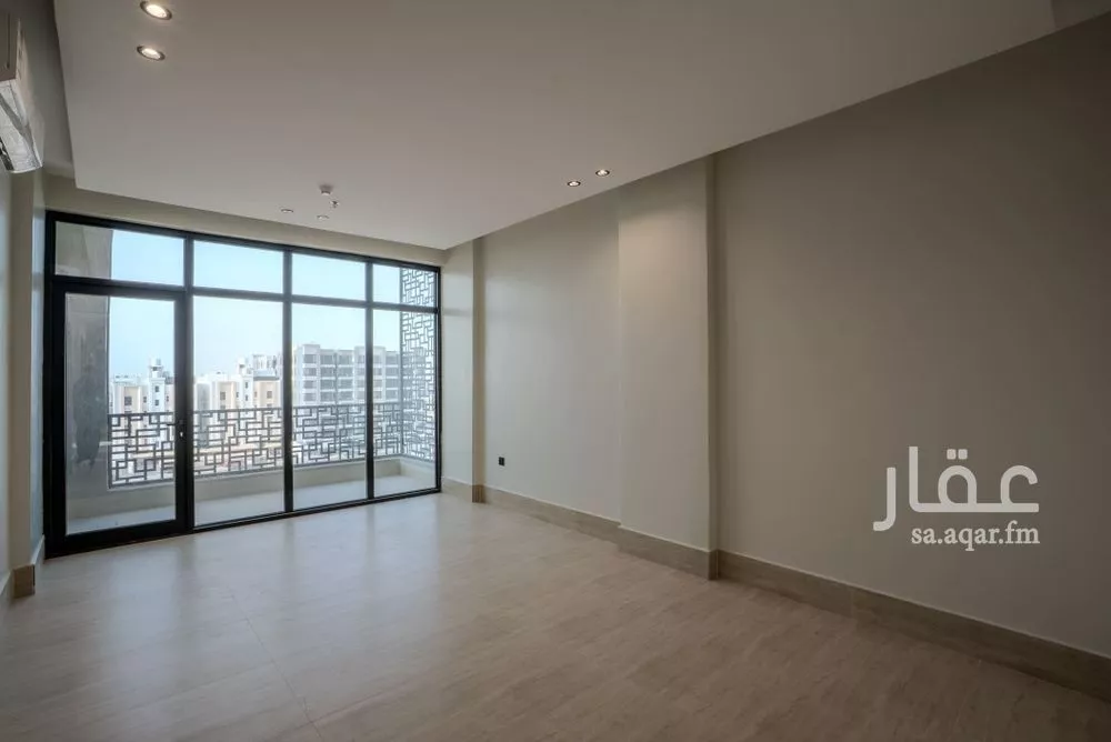 5 bedroom apartment in Ash Shulah 11