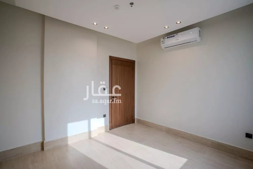 5 bedroom apartment in Ash Shulah 10