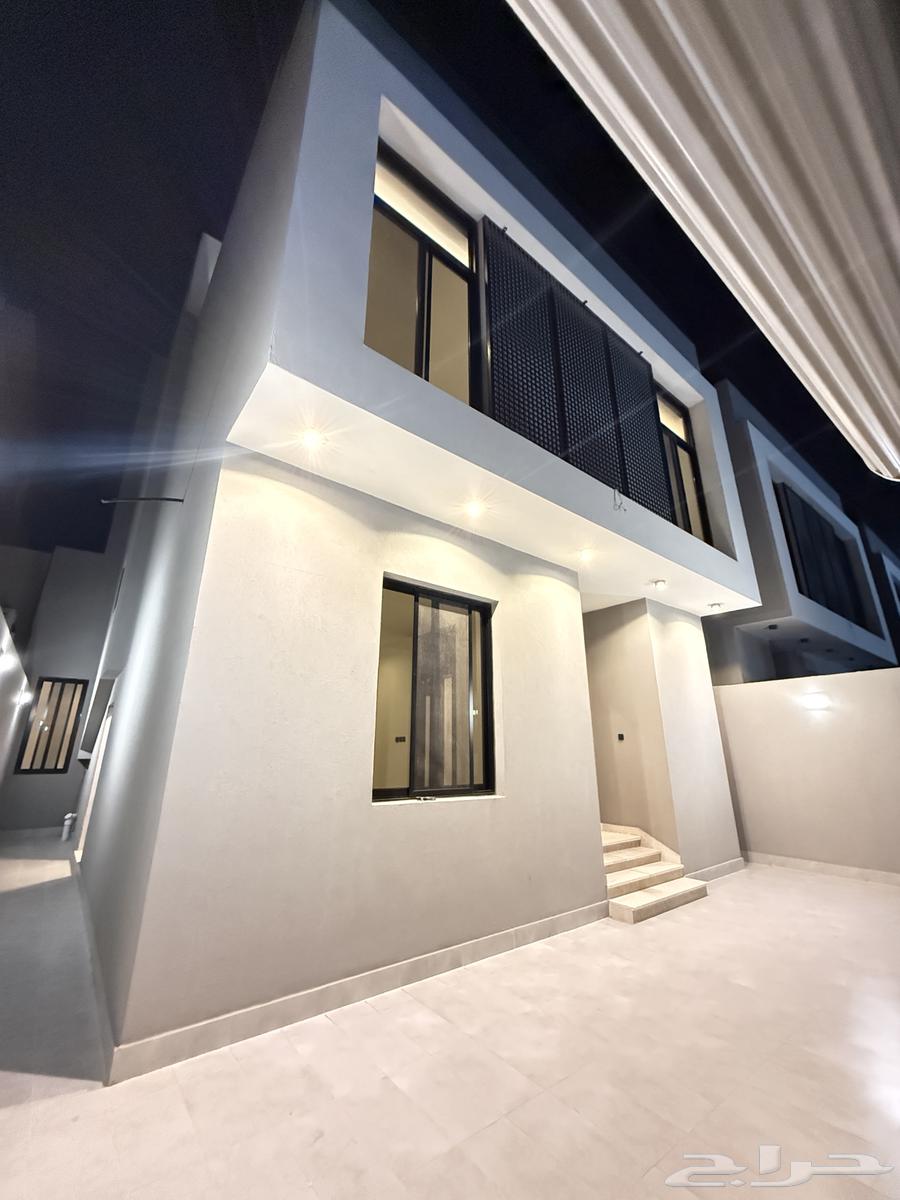5 bedroom villa in Al Bashaer 2