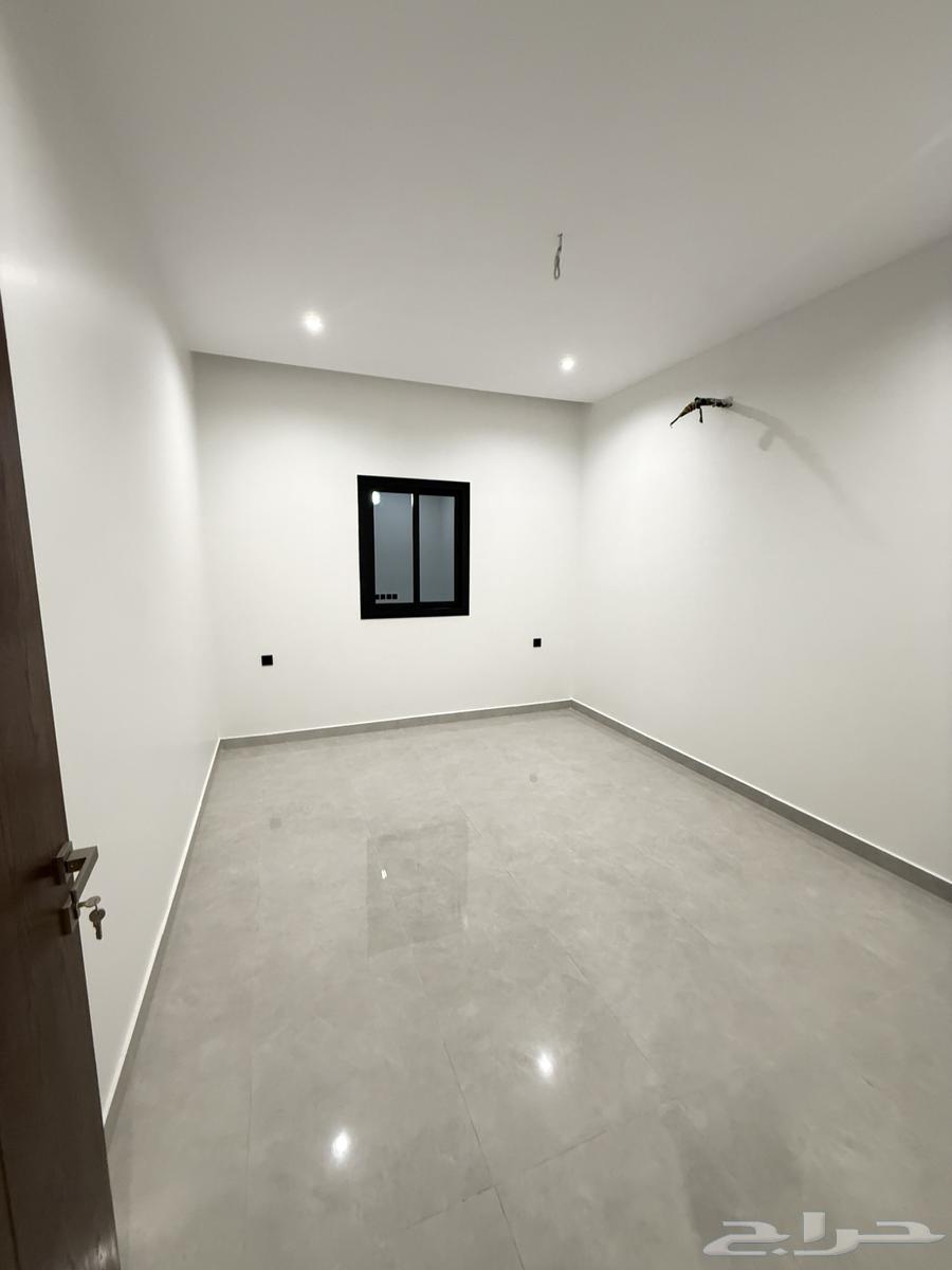 5 bedroom villa in Al Bashaer 11