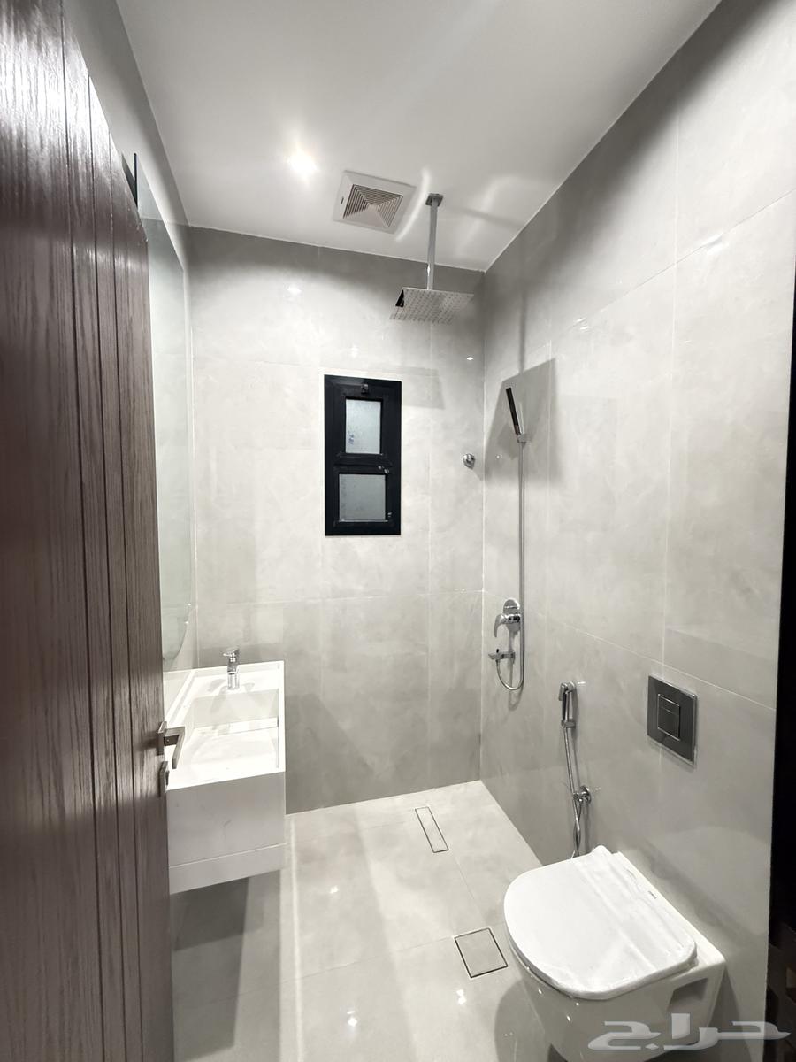 5 bedroom villa in Al Bashaer 12