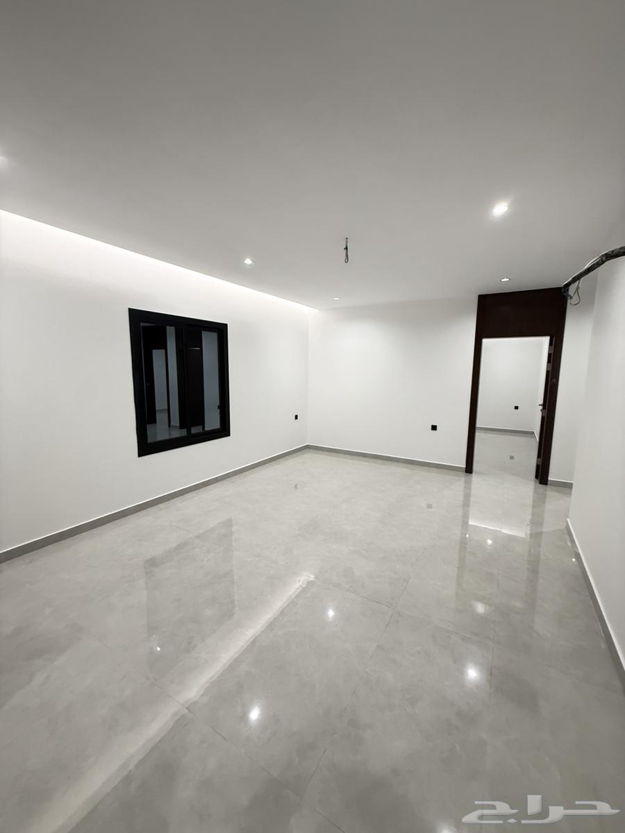 5 bedroom villa in Al Bashaer 18