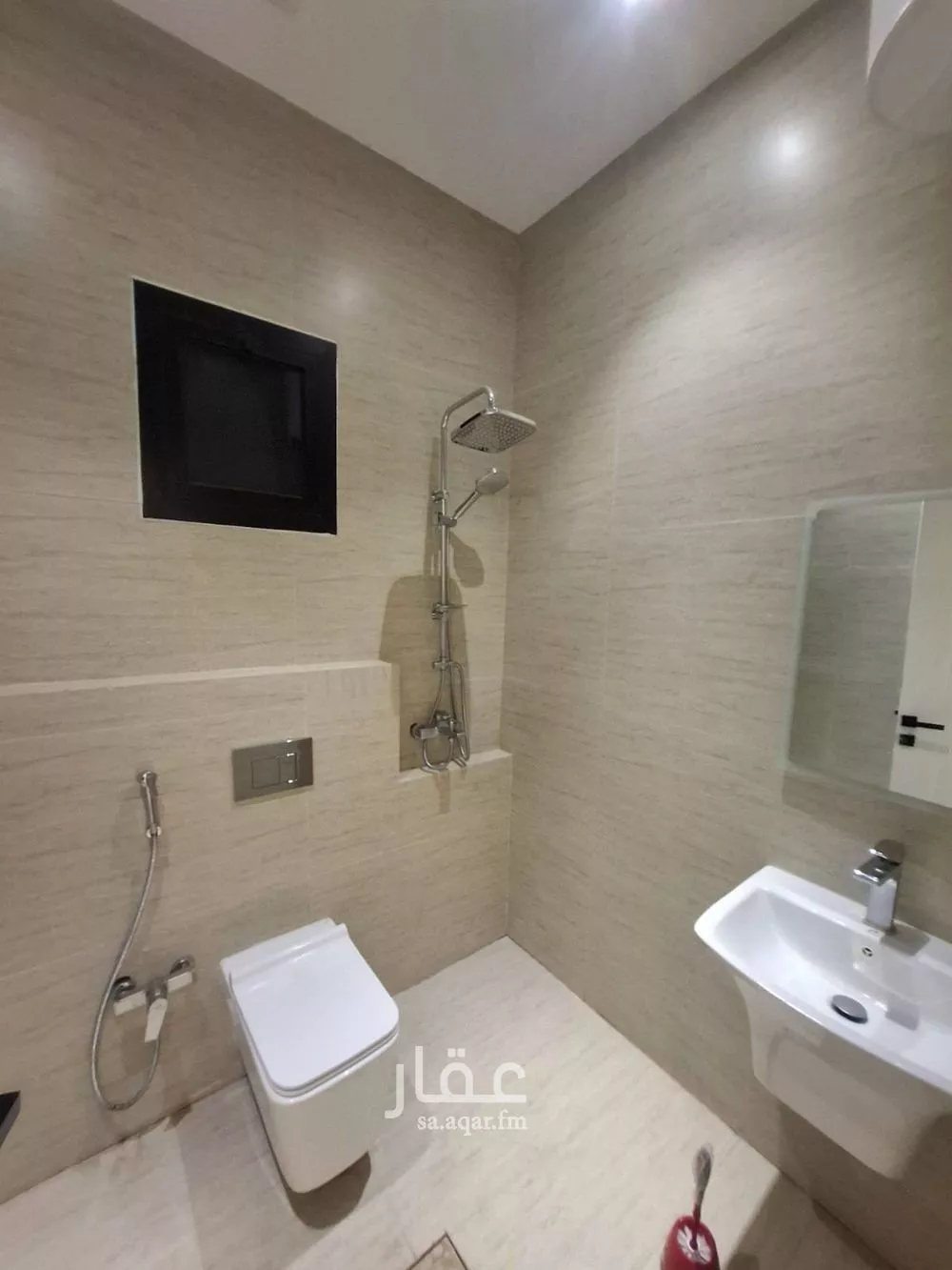 2 bedroom apartment in Al Narjis 7
