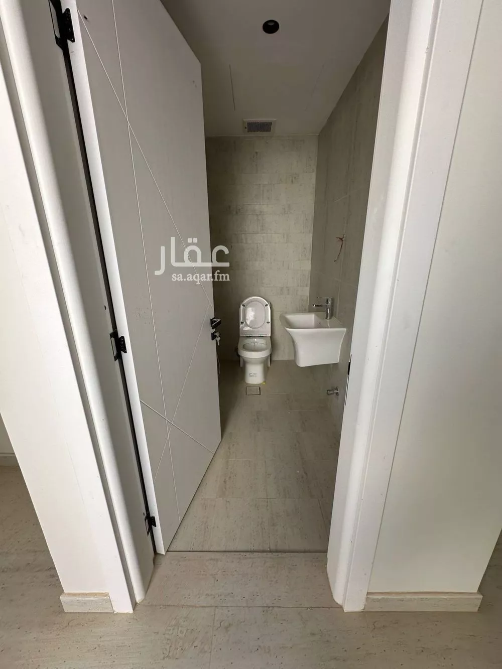 4 bedroom apartment in Al Janadriyah 6