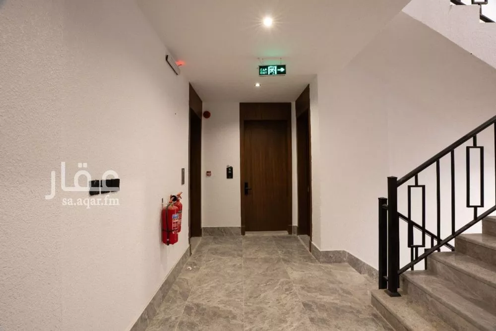 5 bedroom apartment in Ash Shulah 8