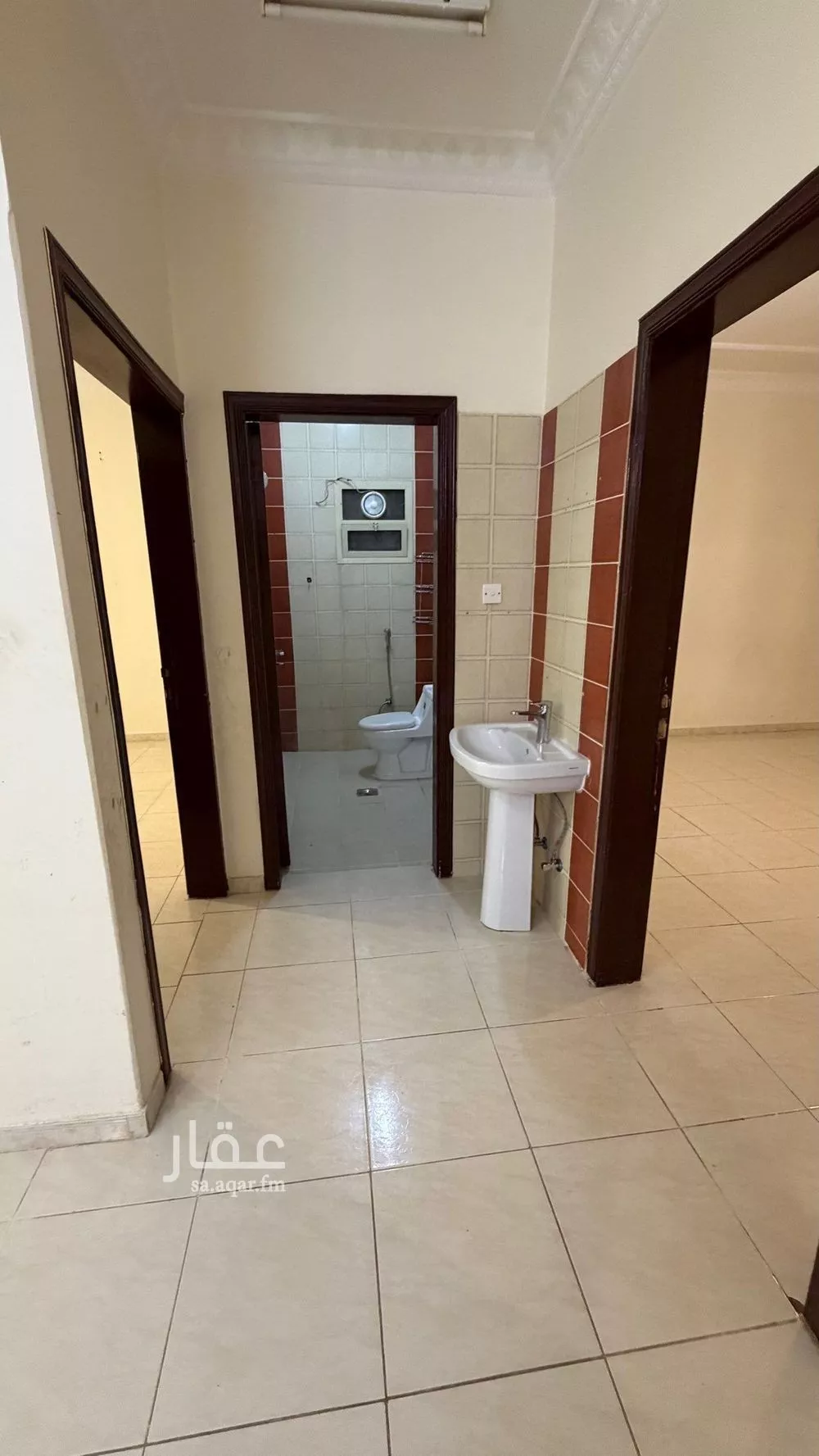 4 bedroom floor in Ishbiliyah 5