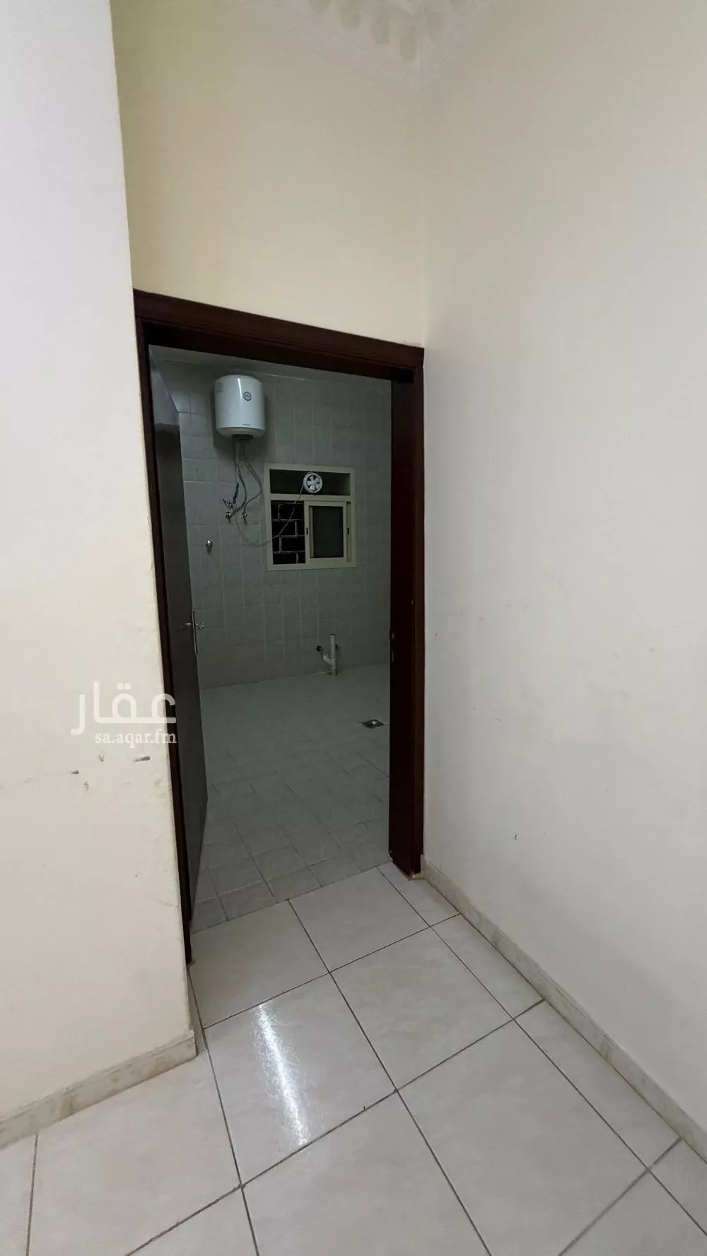 4 bedroom floor in Ishbiliyah 8