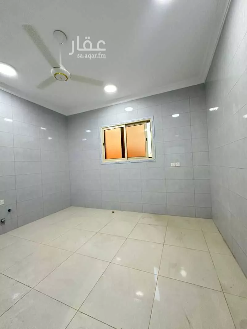4 bedroom apartment in Al Aziziyah, Madinah 7